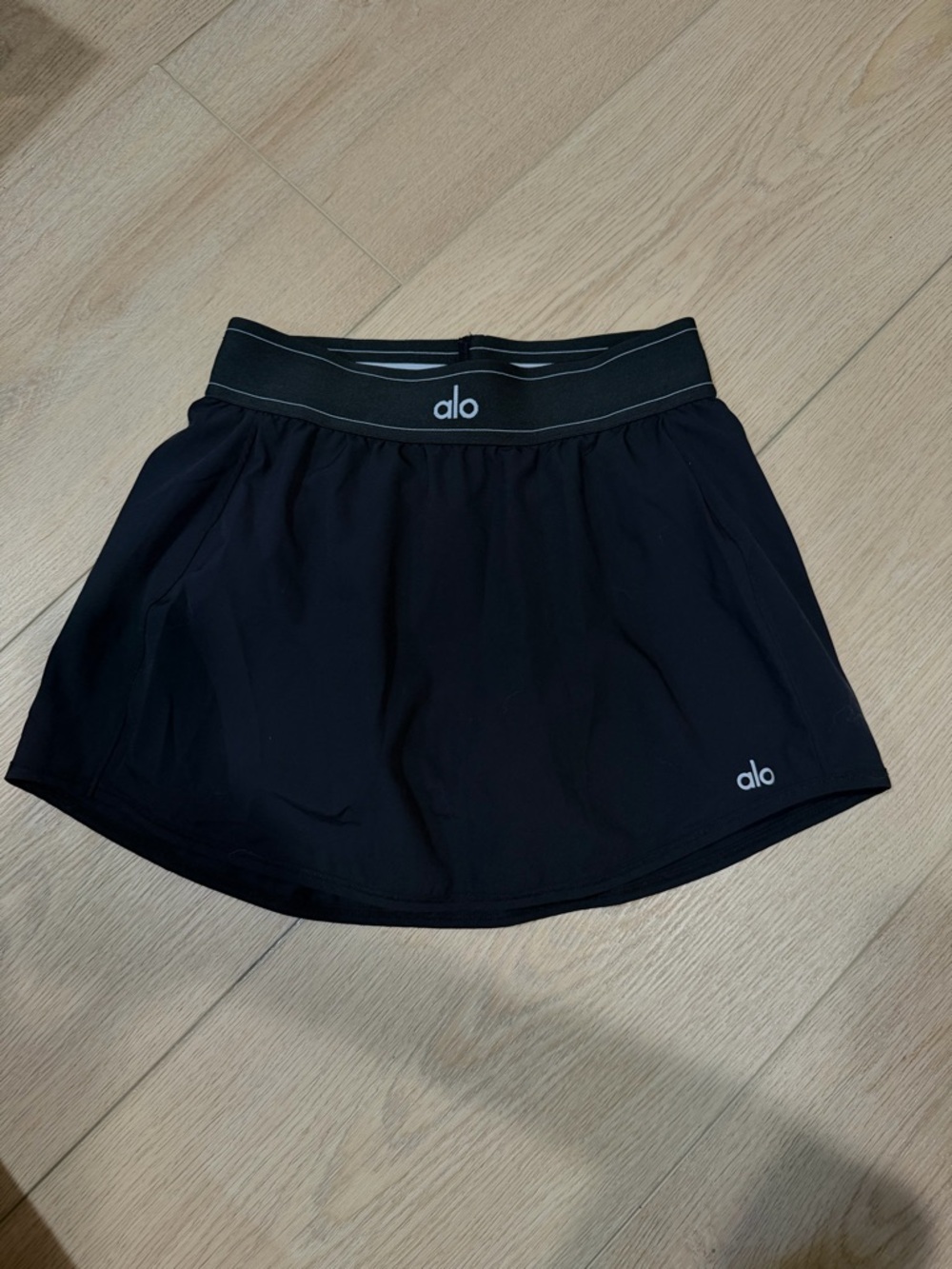 ALO Yoga match point skirt